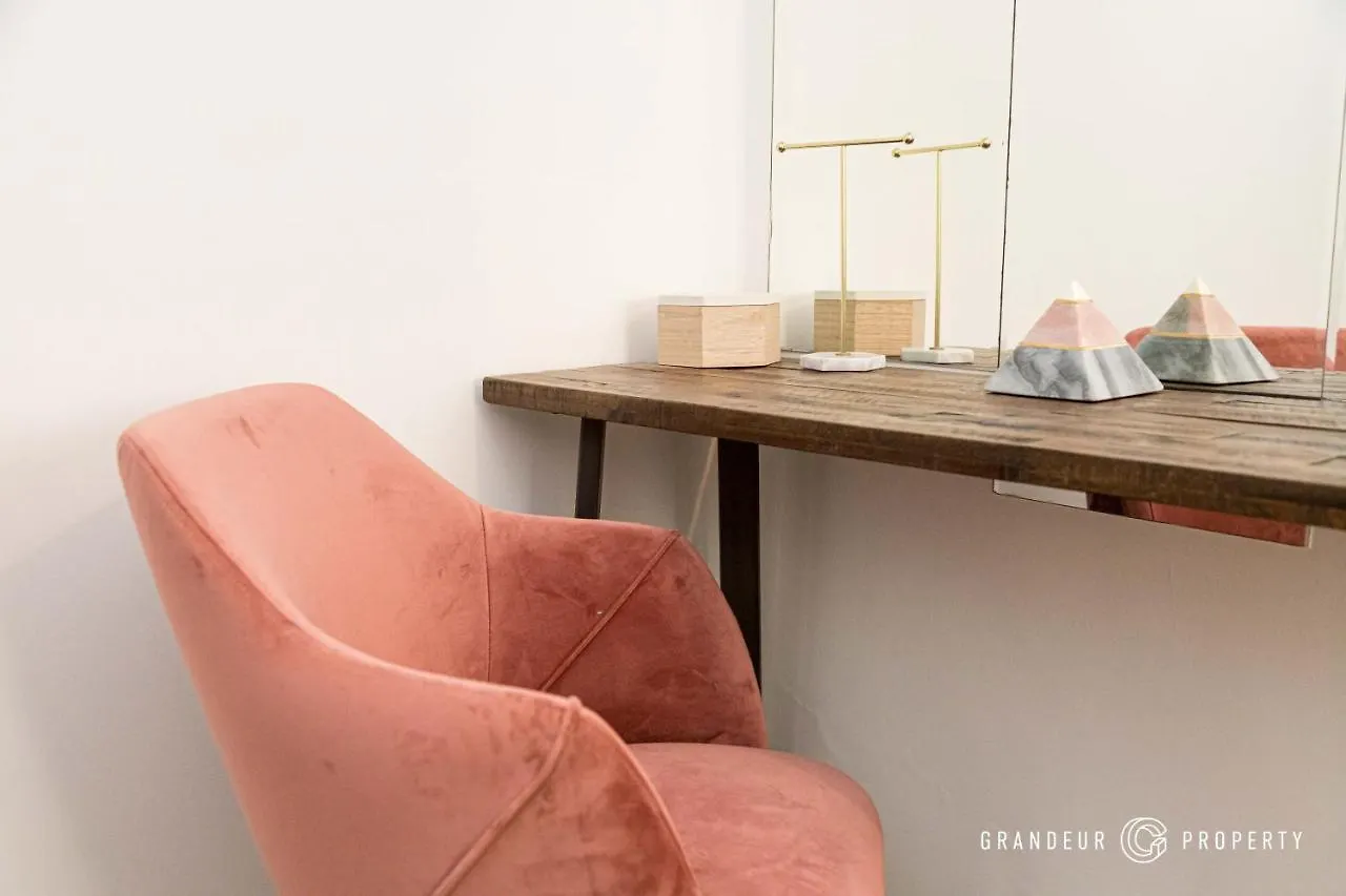 The Artist'S Escape By Grandeur Property Apartment Bournemouth