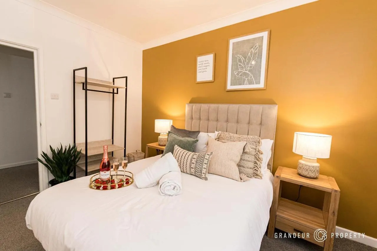 The Artist'S Escape By Grandeur Property Apartment Bournemouth